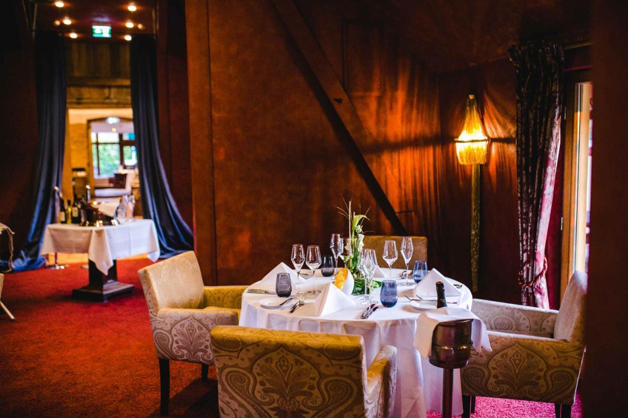 Schlosshotel Weyberhoefe Хёсбах Экстерьер фото